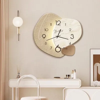 Decorative Luxury Warm Light Wall Clock 